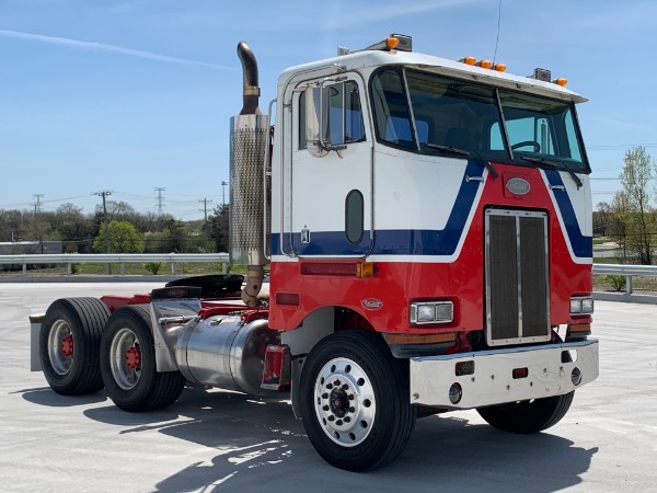 Used 2001 Peterbilt 362 Cab-Over Day Cab - Cummins N14 - VERY NICE! for sale Sold at Chicago Motor Cars in West Chicago IL 60185 3