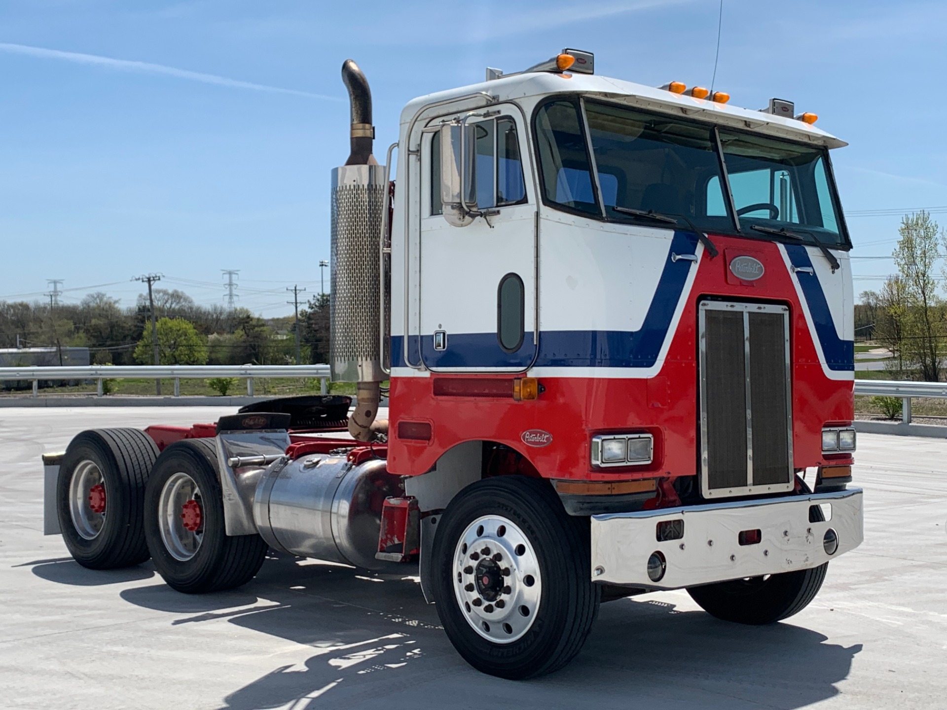 Used-2001-Peterbilt-362-Cab-Over-Day-Cab---Cummins-N14---VERY-NICE