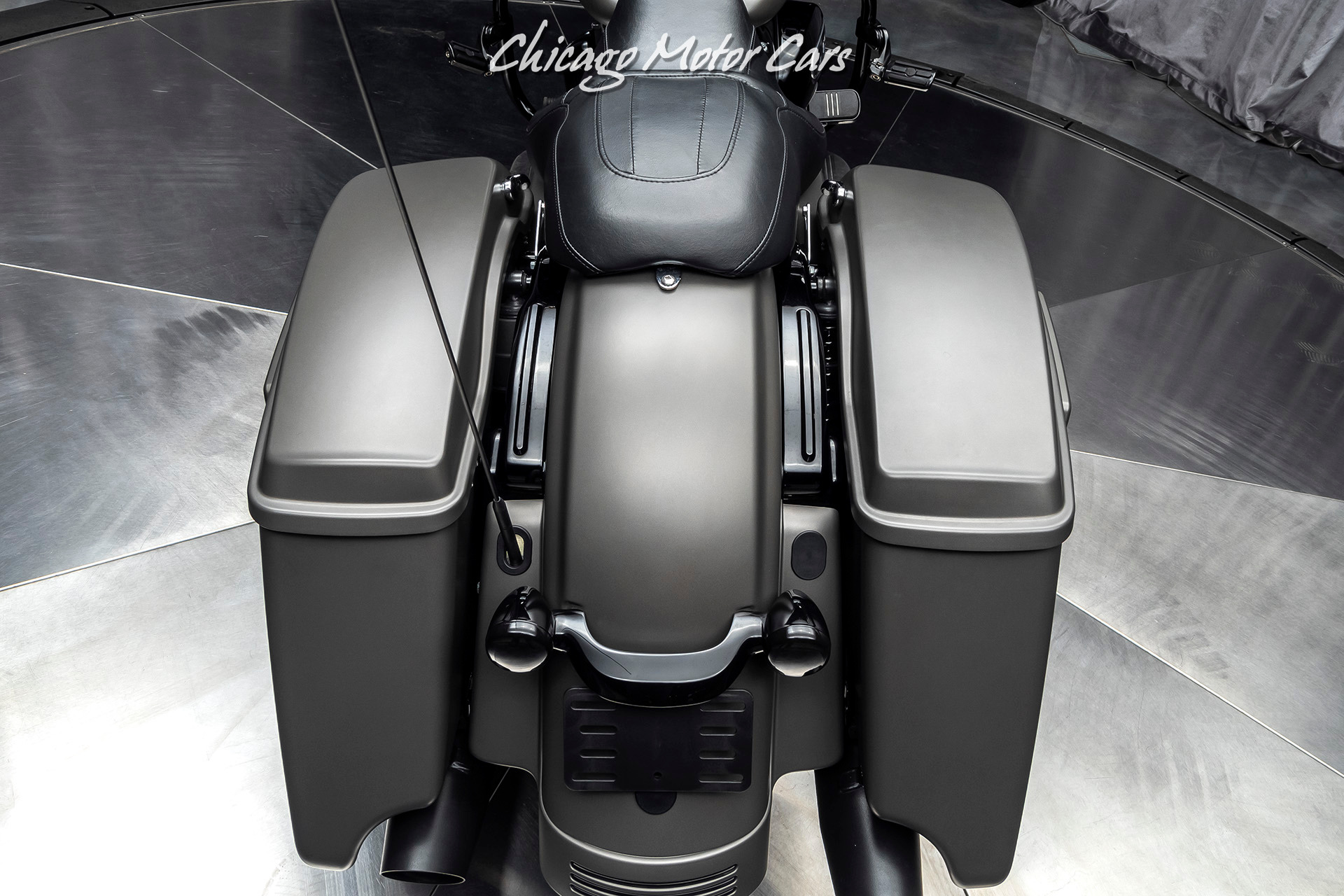 Used-2019-Harley-Davidson-FLTRXS-ROAD-GLIDE-SPECIAL