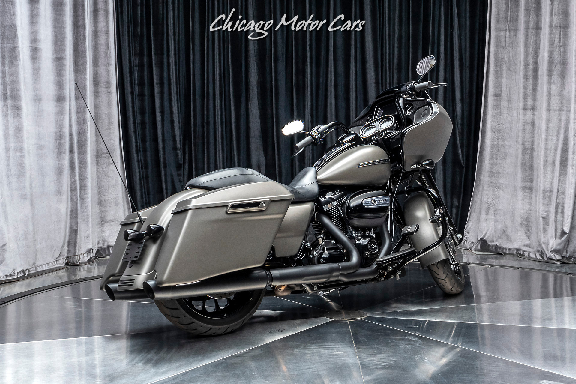 Used-2019-Harley-Davidson-FLTRXS-ROAD-GLIDE-SPECIAL