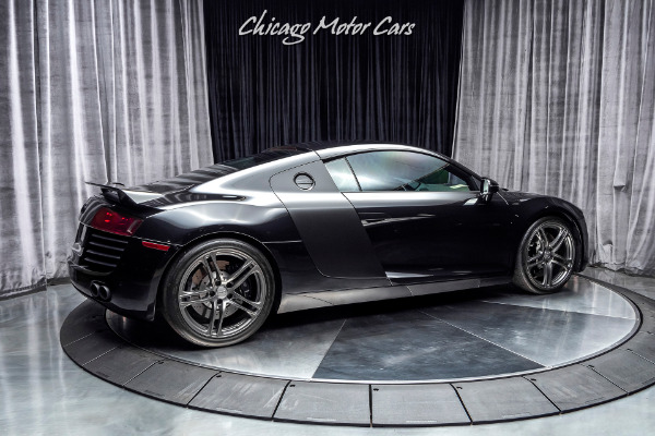 Used 2011 Audi R8 4.2 Quattro Coupe BANG & OLUFSEN SOUND SYSTEM! CONVENIENCE PACKAGE! for sale Sold at Chicago Motor Cars in West Chicago IL 60185 5