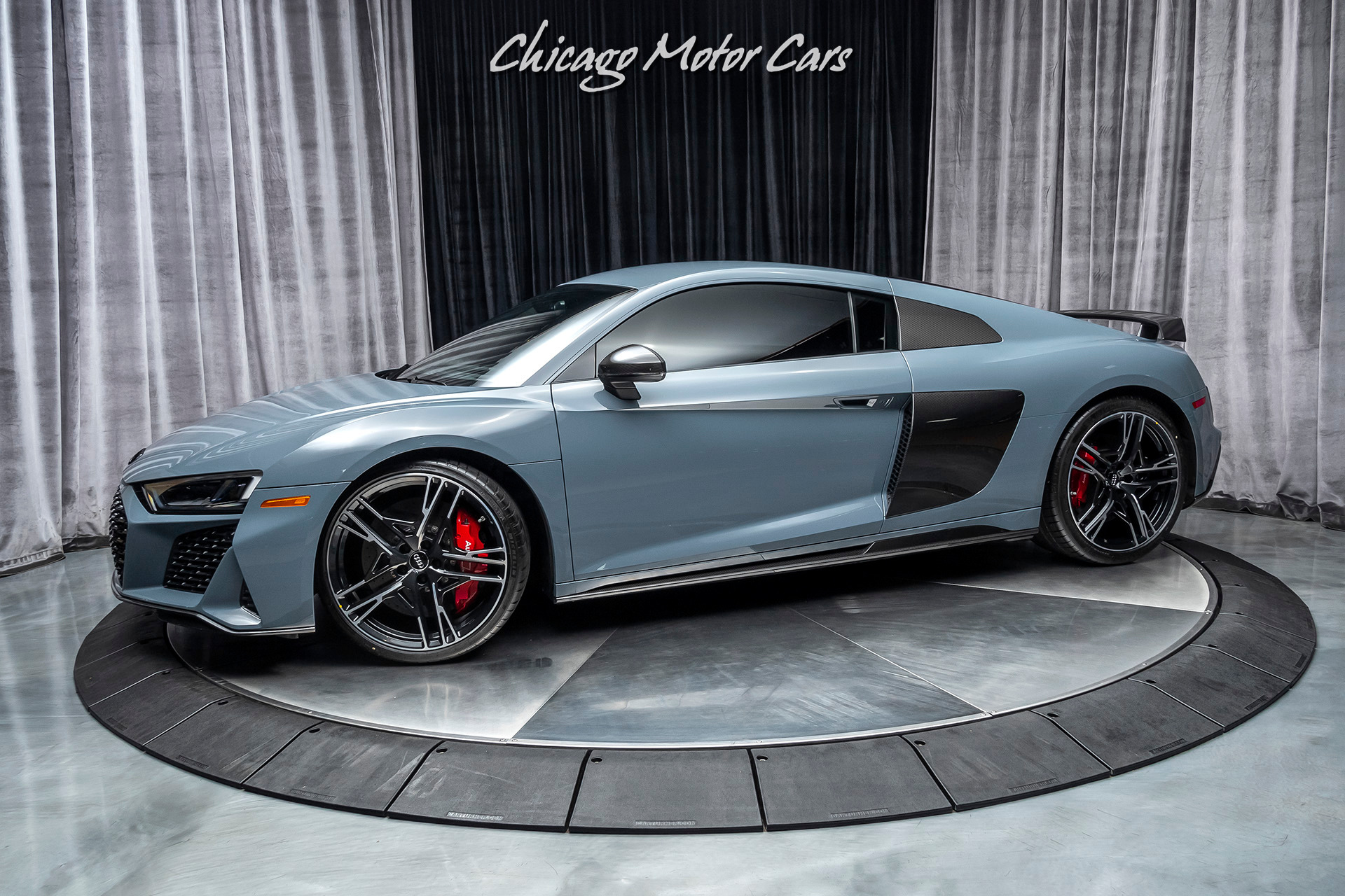 Used 2020 Audi R8 5.2 quattro V10 Performance Coupe CARBON FIBER! DIAMOND STITCHED! for sale Sold at Chicago Motor Cars in West Chicago IL 60185 1