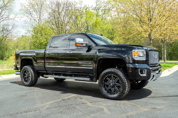 Used 2016 GMC Sierra 2500HD Denali 4X4 Crew Cab for sale Sold at Chicago Motor Cars in West Chicago IL 60185 4