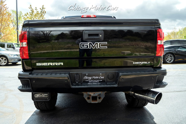Used 2016 GMC Sierra 2500HD Denali 4X4 Crew Cab for sale Sold at Chicago Motor Cars in West Chicago IL 60185 6