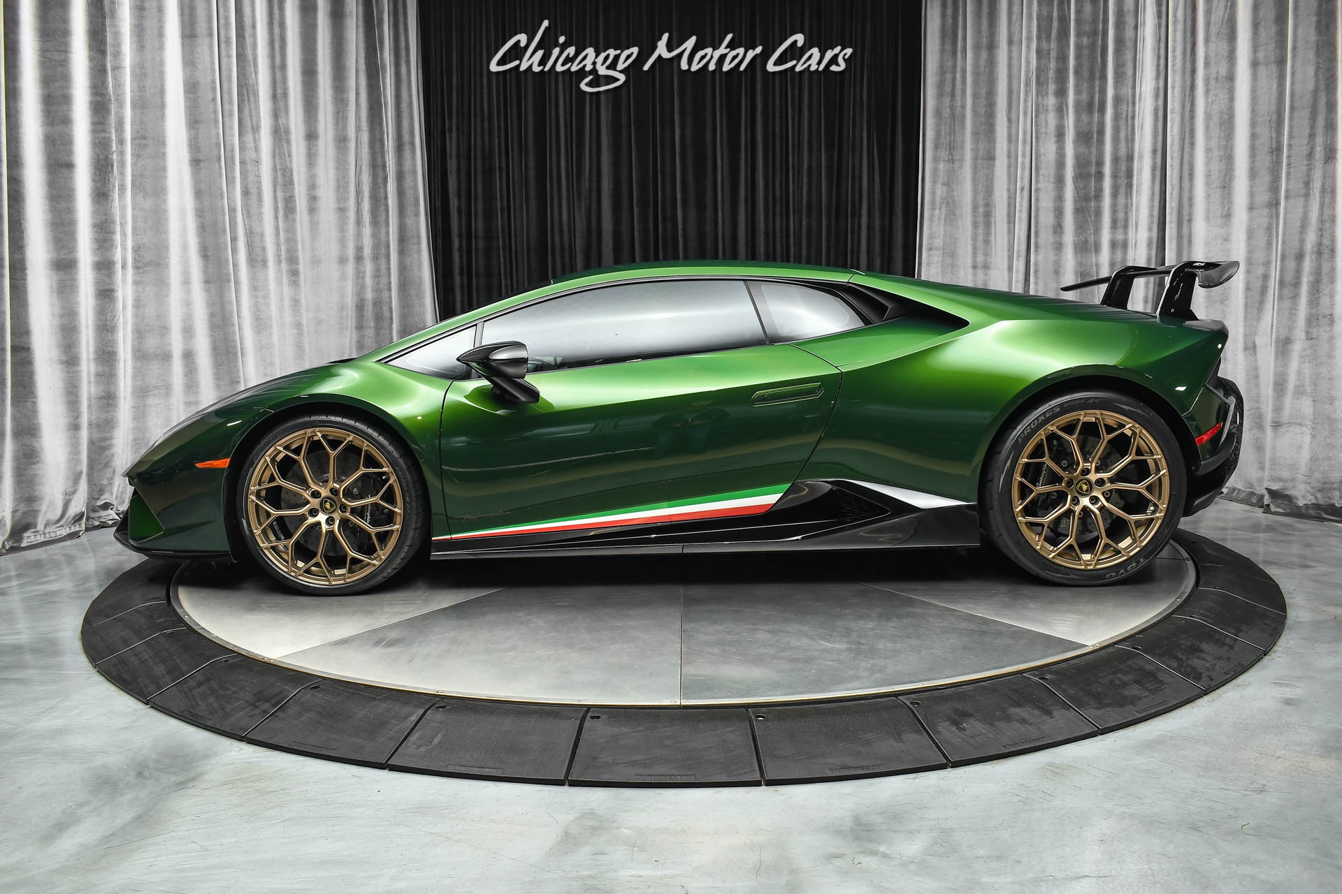 Used-2018-Lamborghini-Huracan-Performante-LP640-4-Coupe-FULLY-LOADED-RARE-VERDE-ERMES-COLOR