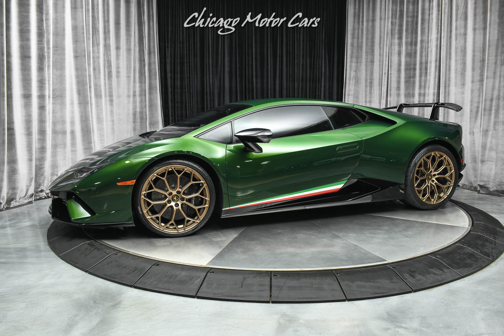 Used-2018-Lamborghini-Huracan-Performante-LP640-4-Coupe-FULLY-LOADED-RARE-VERDE-ERMES-COLOR