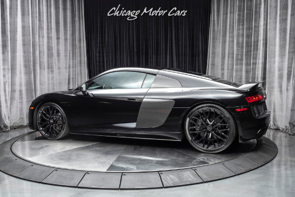 Used 2017 Audi R8 V 10 Plus 5.2 quattro PLUS Coupe! Serviced! Warranty! for sale Sold at Chicago Motor Cars in West Chicago IL 60185 3