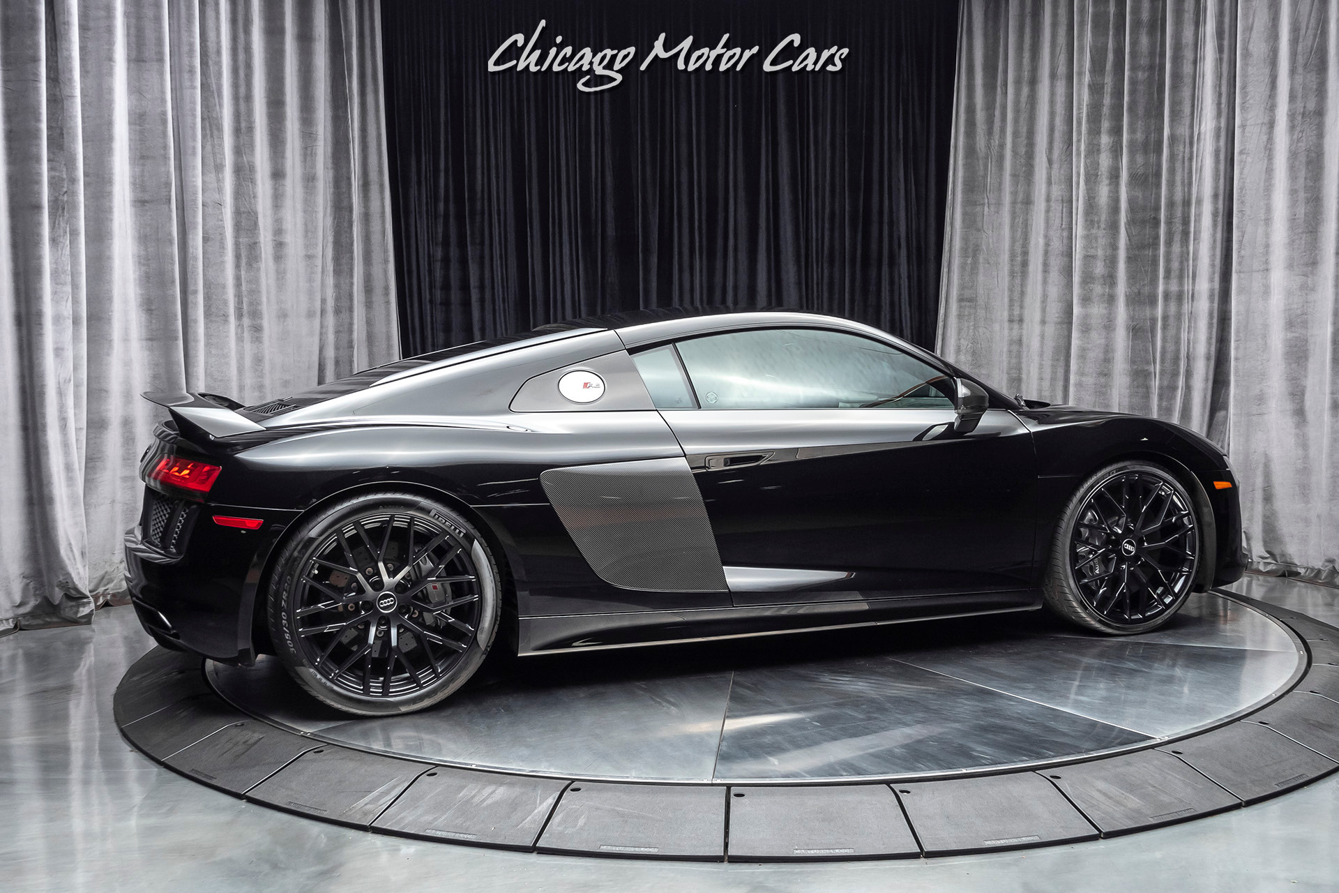 Used-2017-Audi-R8-V-10-Plus-52-quattro-PLUS-Coupe-Serviced-Warranty