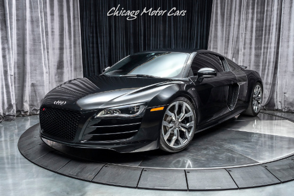 Used 2011 Audi R8 5.2 quattro Coupe Original MSRP $167k+ UPGRADES! ENHANCED LEATHER PACKAGE! for sale Sold at Chicago Motor Cars in West Chicago IL 60185 2
