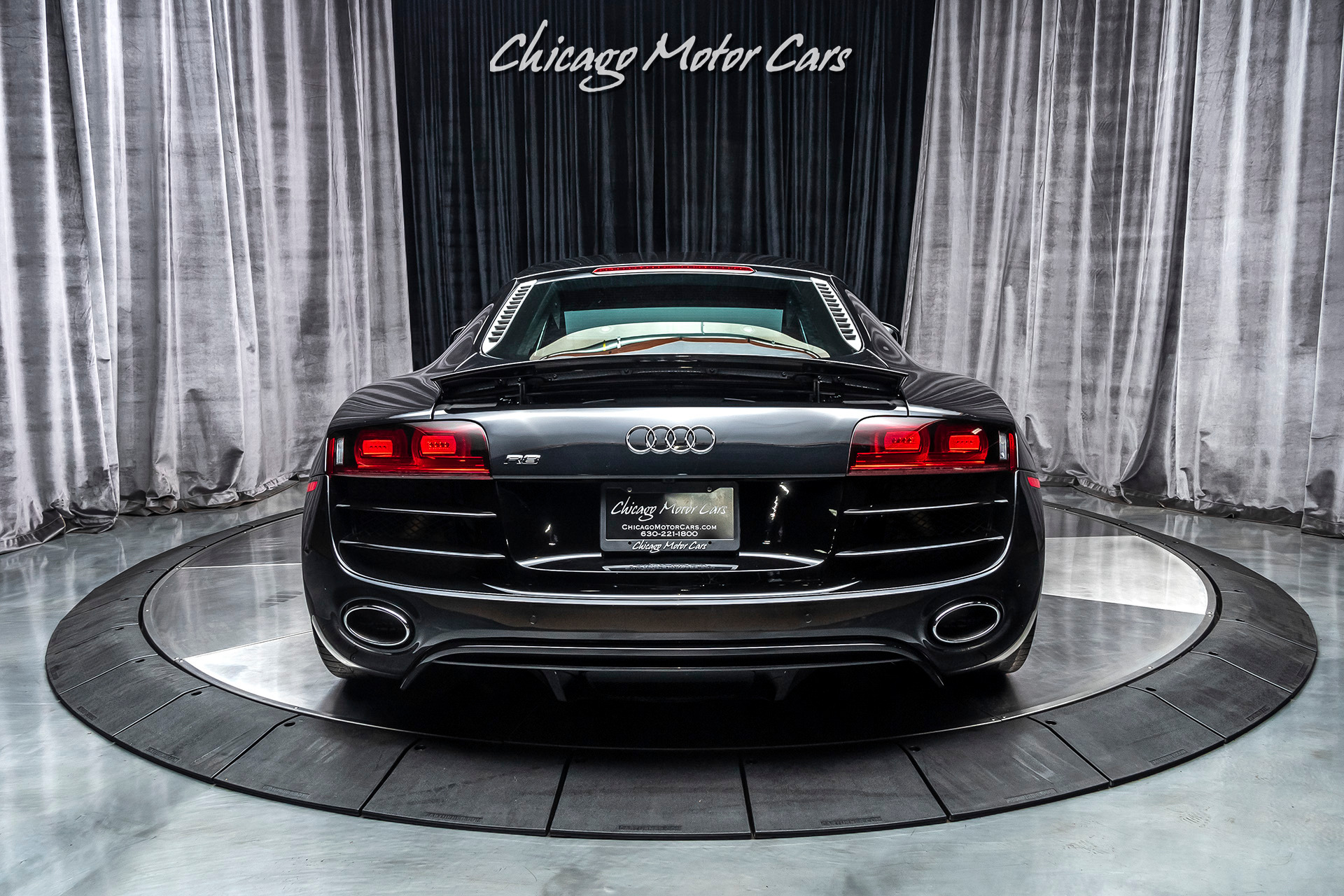 Used-2011-Audi-R8-52-quattro-Coupe-Original-MSRP-167k-UPGRADES-ENHANCED-LEATHER-PACKAGE