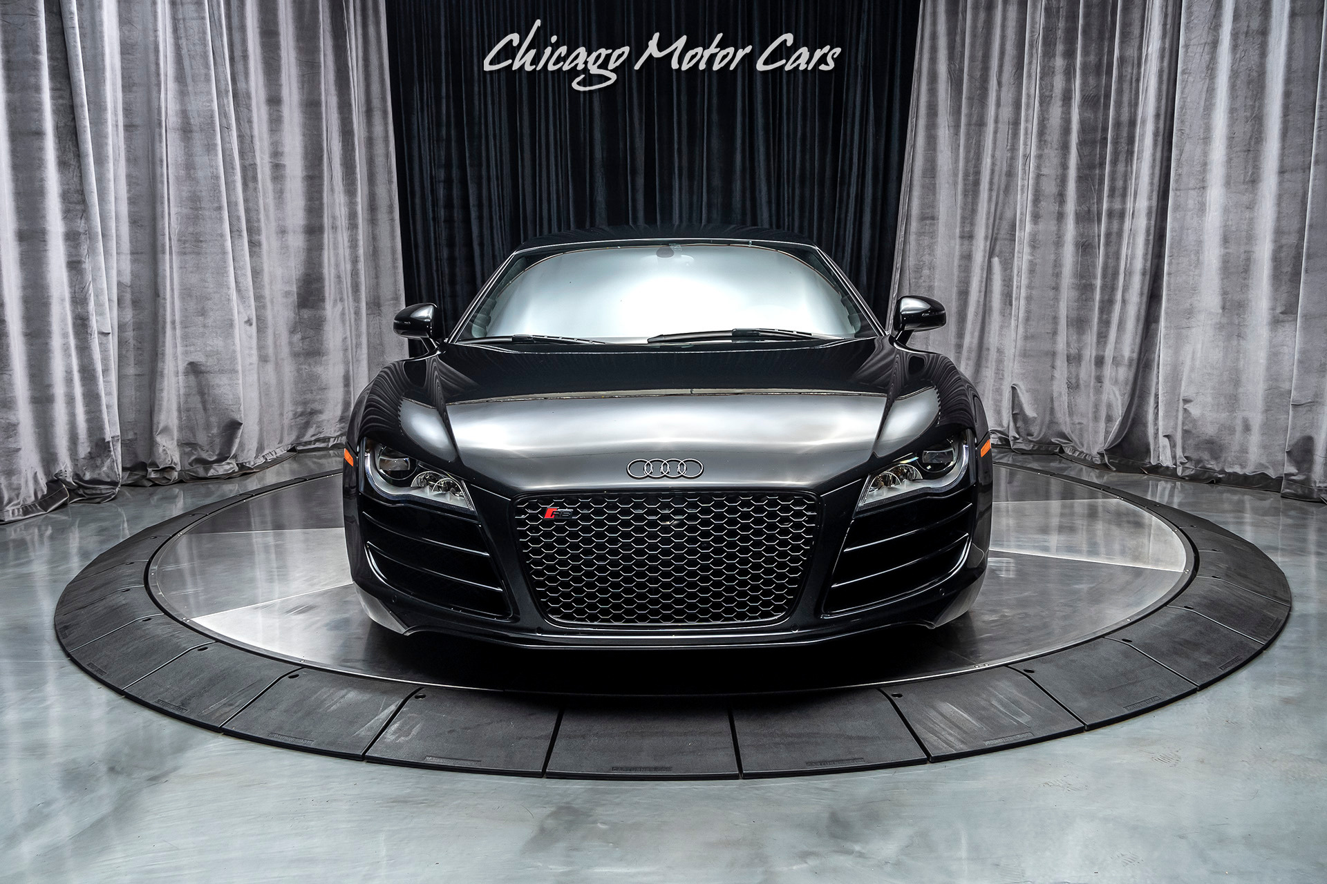 Used-2011-Audi-R8-52-quattro-Coupe-Original-MSRP-167k-UPGRADES-ENHANCED-LEATHER-PACKAGE