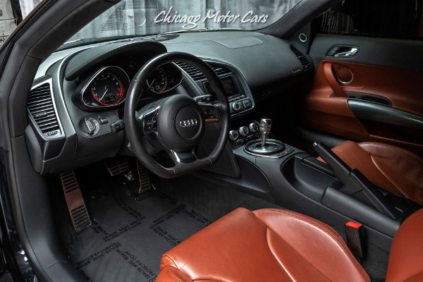 Used-2011-Audi-R8-52-quattro-Coupe-Original-MSRP-167k-UPGRADES-ENHANCED-LEATHER-PACKAGE