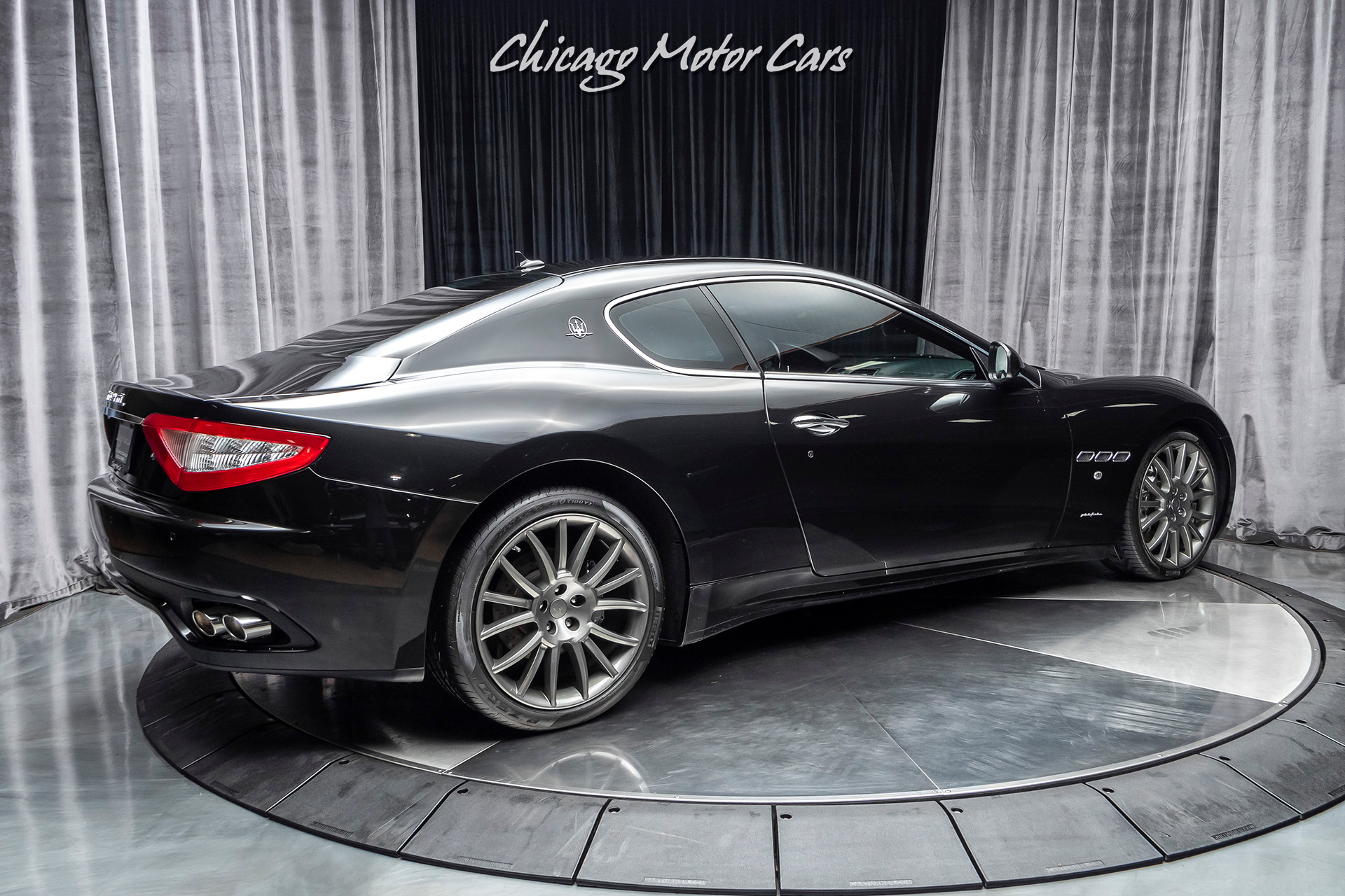 Used-2009-Maserati-GranTurismo-S-Coupe-EXCELLENT-CONDITION-THROUGHOUT