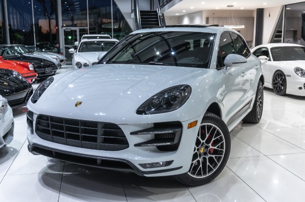 Used 2015 Porsche Macan Turbo $88,810 MSRP! SPORT CHRONO! CARBON FIBER! RS SPYDER WHEELS! for sale Sold at Chicago Motor Cars in West Chicago IL 60185 4