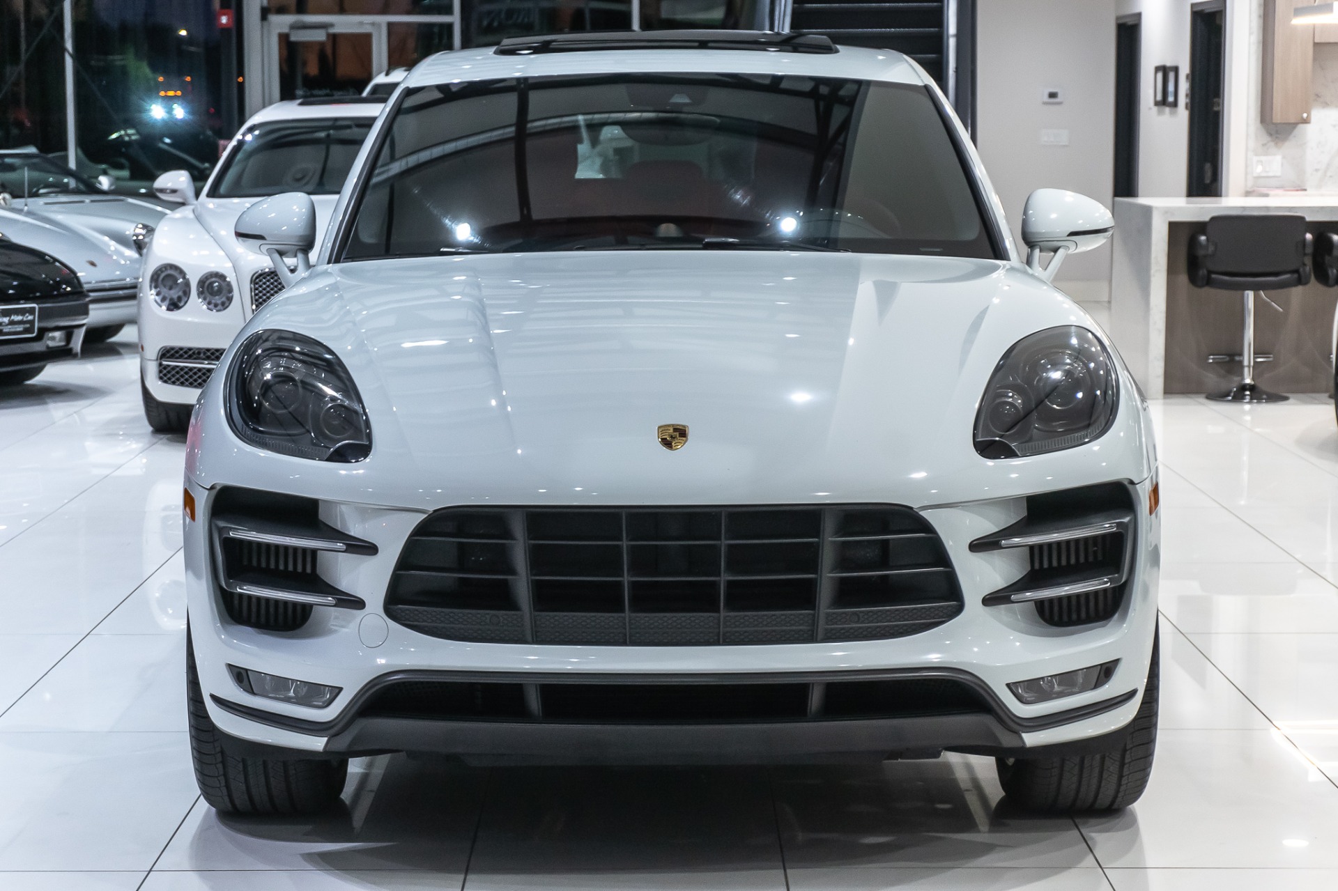 Used-2015-Porsche-Macan-Turbo-88810-MSRP-SPORT-CHRONO-CARBON-FIBER-RS-SPYDER-WHEELS