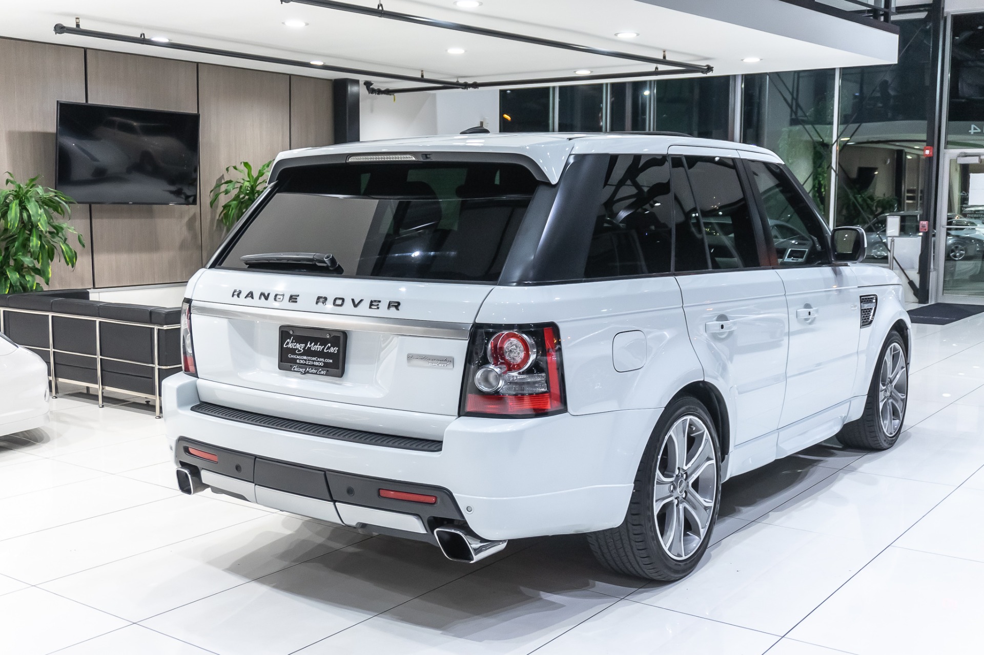 Used-2012-Land-Rover-Range-Rover-Sport-Autobiography