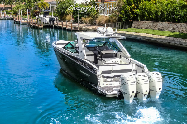 Used 2018 MONTEREY 385 SE Express Cruiser w 3x 300 Verado Outboards with Joysticks for sale Sold at Chicago Motor Cars in West Chicago IL 60185 5