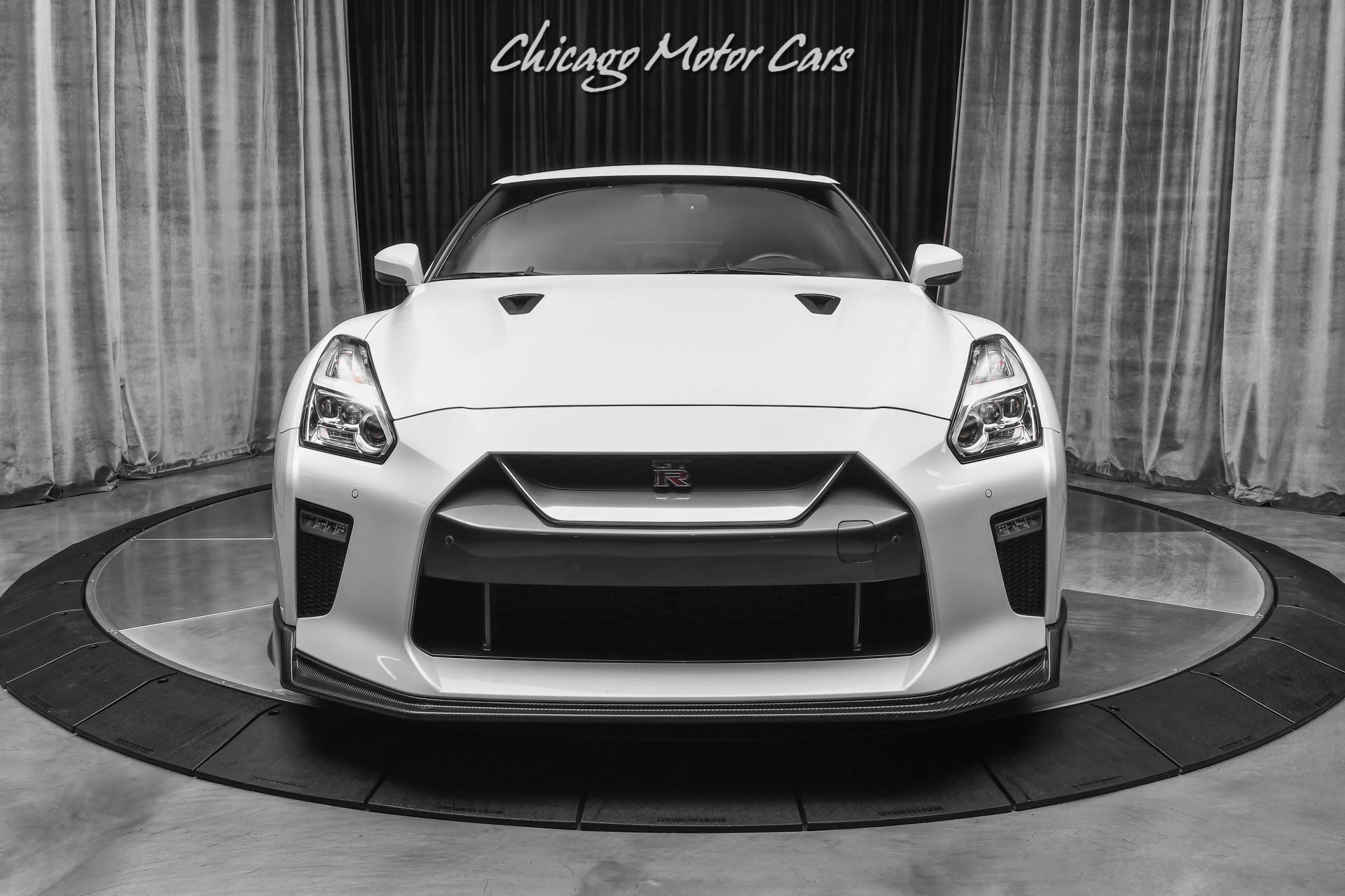 Used-2017-Nissan-GT-R-Premium-Coupe-FULL-BOLT-ON-650-WHP-20K-IN-UPGRADES