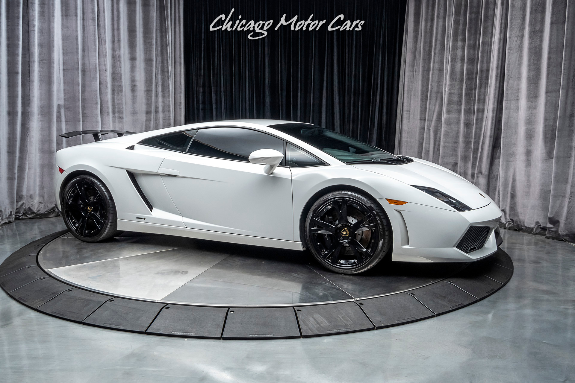 Used-2009-Lamborghini-Gallardo-LP560-4