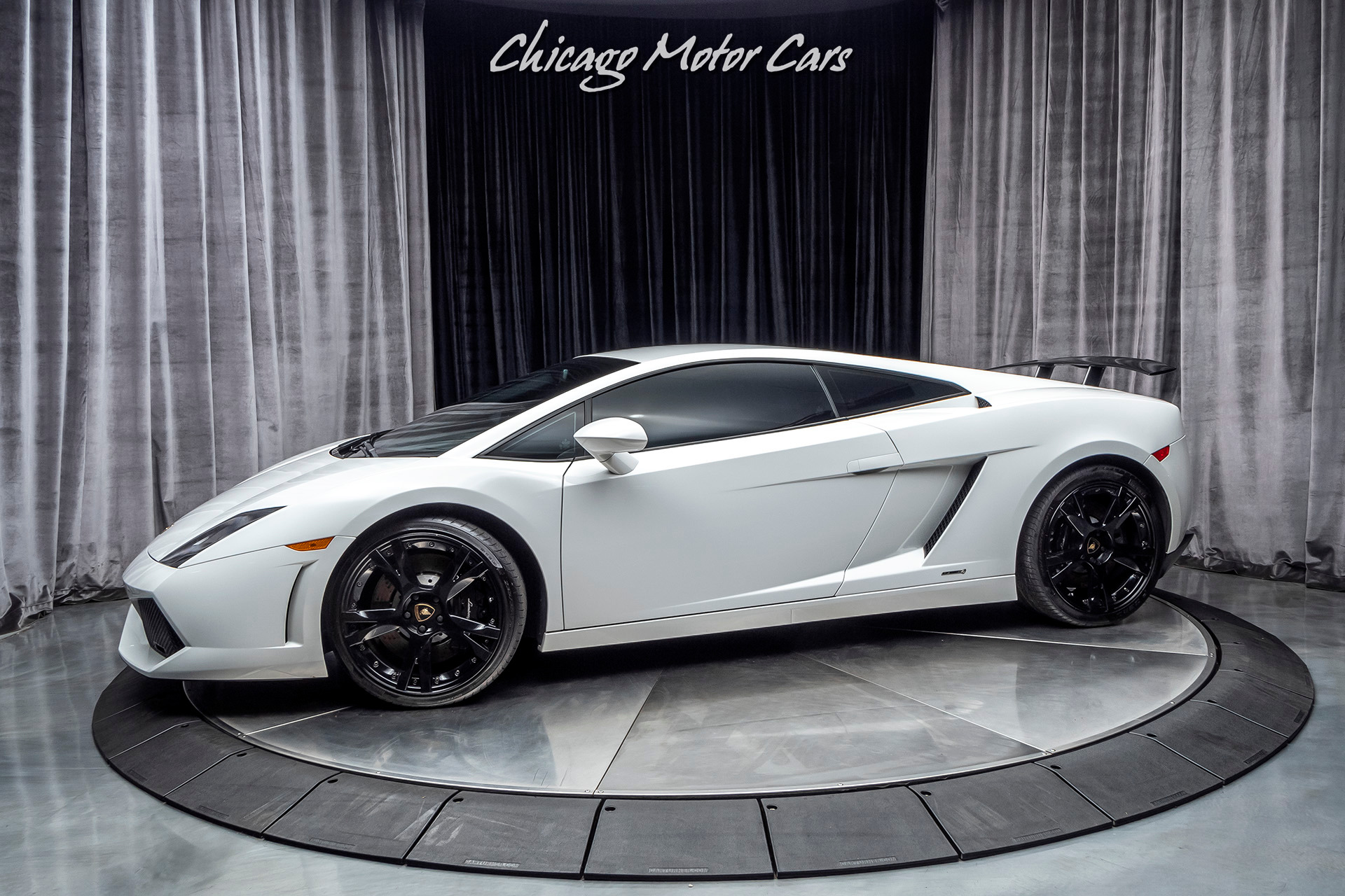 Used-2009-Lamborghini-Gallardo-LP560-4