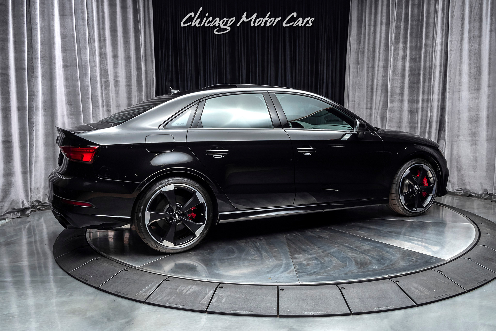 Audi rs3 quattro