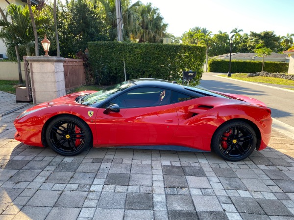 Used 2017 Ferrari 488 GTB Coupe LOADED! CARBON FIBER RACING PACKAGE! CARBON FIBER RACING SEATS! for sale Sold at Chicago Motor Cars in West Chicago IL 60185 1