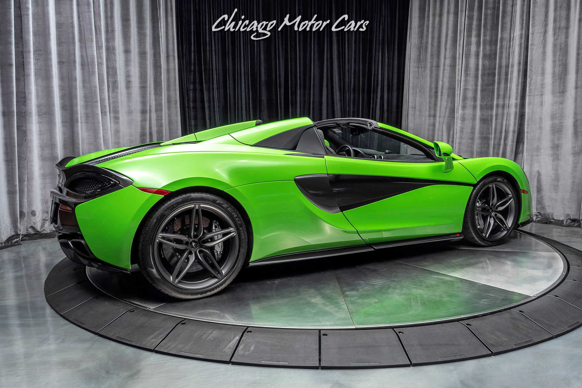 Used 2019 McLaren 570S Spider Convertible Rare Mantis Green! Factory