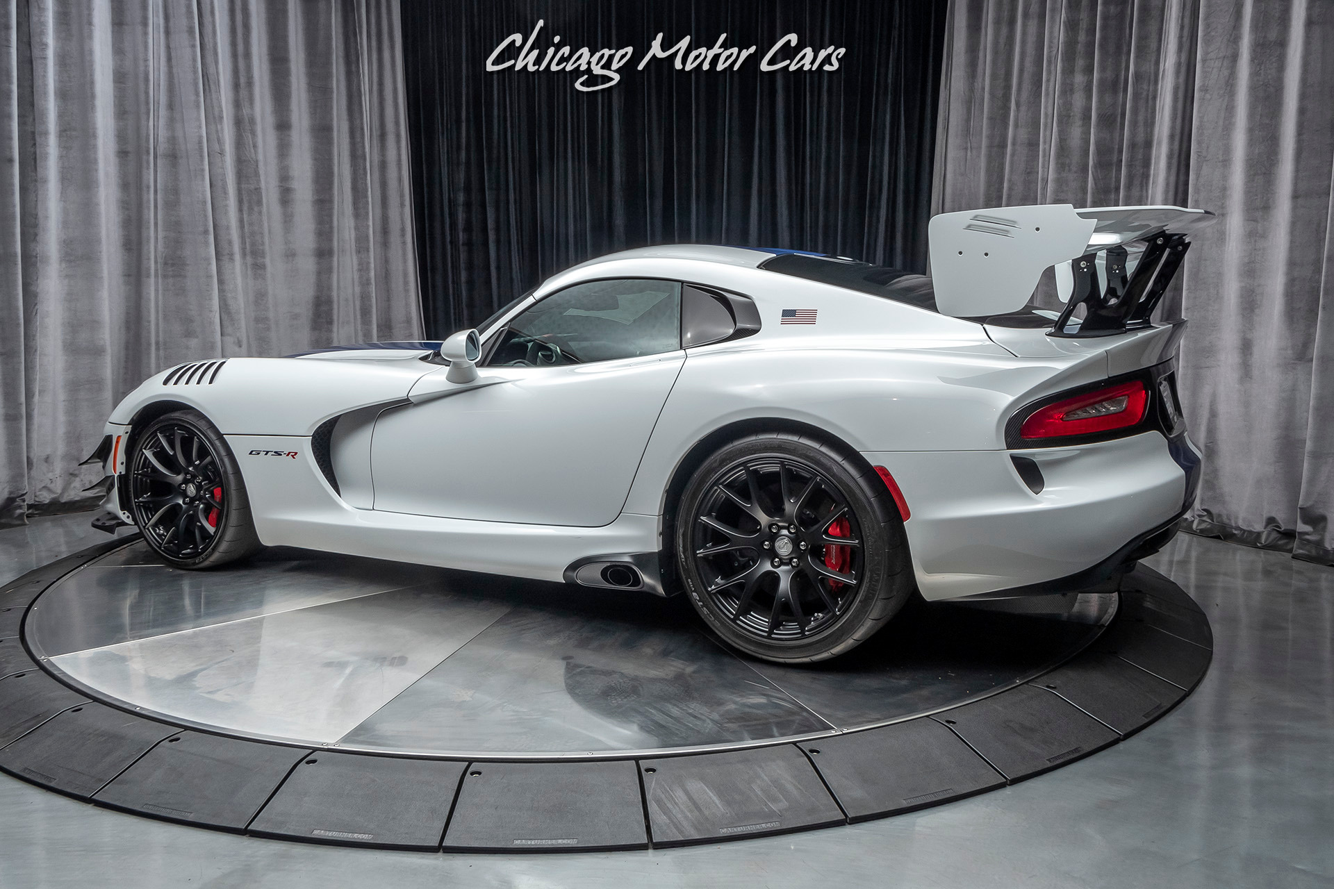 Used-2017-Dodge-Viper-ACR-GTS-R-Commemorative-Edition-1of100-Made-ONLY-15-MILES