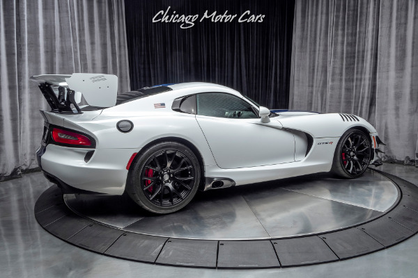 Used 2017 Dodge Viper ACR GTS-R Commemorative Edition 1of100 Made! ONLY 15 MILES! for sale Sold at Chicago Motor Cars in West Chicago IL 60185 5