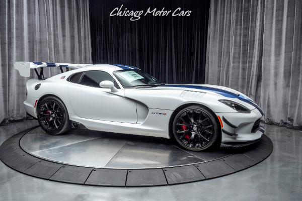Used 2017 Dodge Viper ACR GTS-R Commemorative Edition 1of100 Made! ONLY 15 MILES! for sale Sold at Chicago Motor Cars in West Chicago IL 60185 6