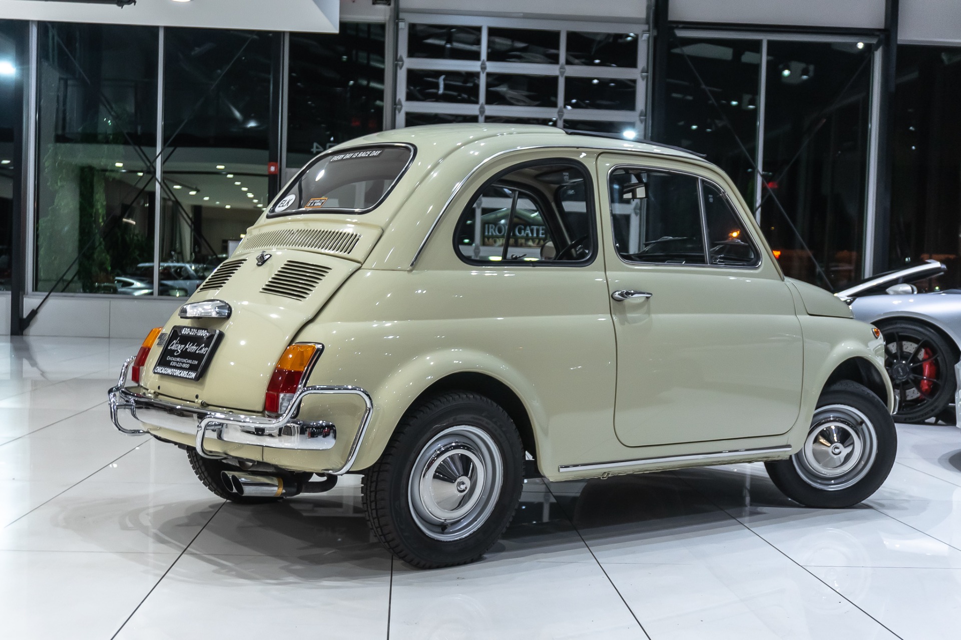 Used-1972-Fiat-500L-FULLY-RESTORED-RAGTOP-ROOF-LUSSO-PKG