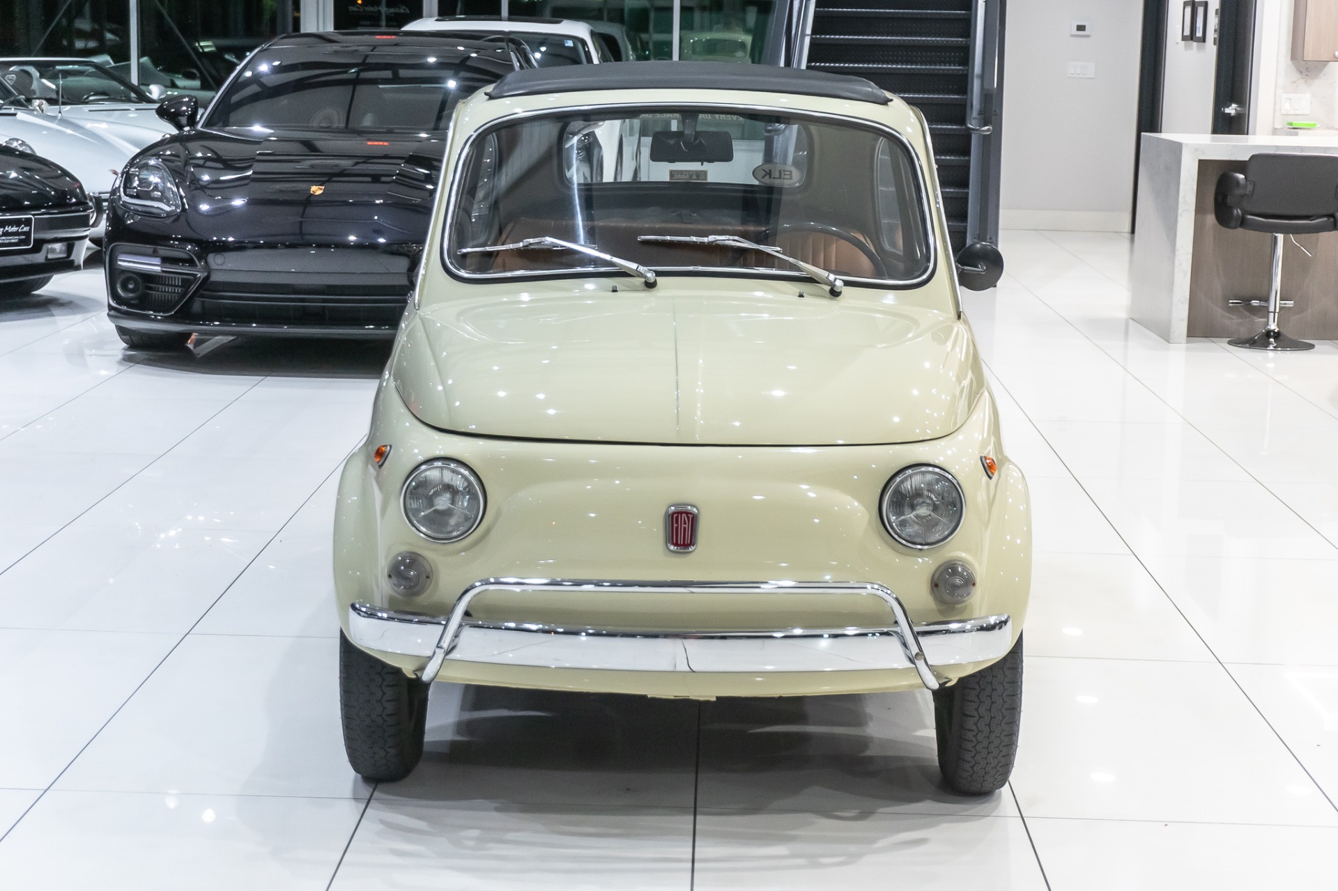 Used-1972-Fiat-500L-FULLY-RESTORED-RAGTOP-ROOF-LUSSO-PKG