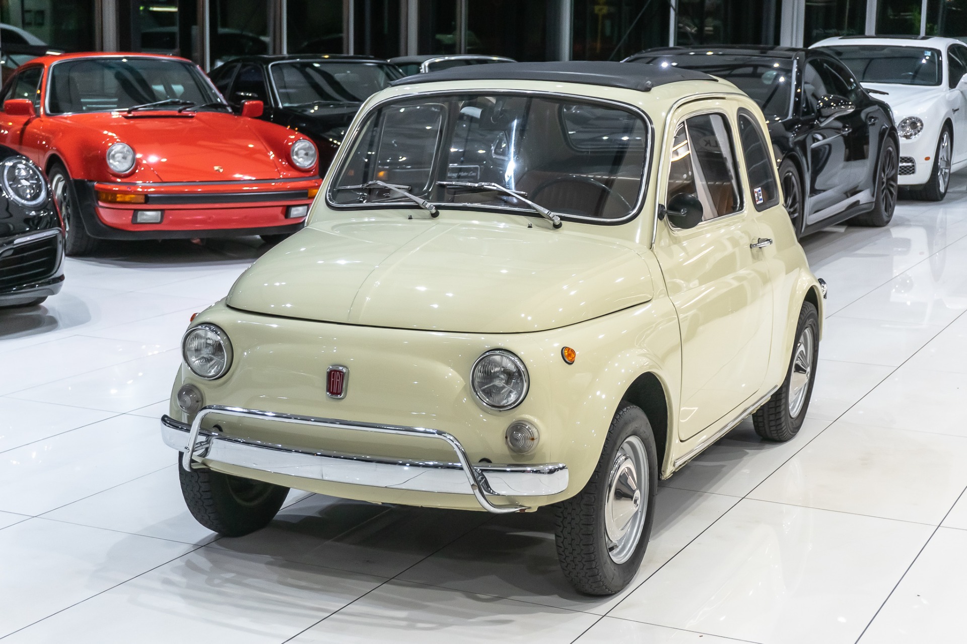 Used-1972-Fiat-500L-FULLY-RESTORED-RAGTOP-ROOF-LUSSO-PKG