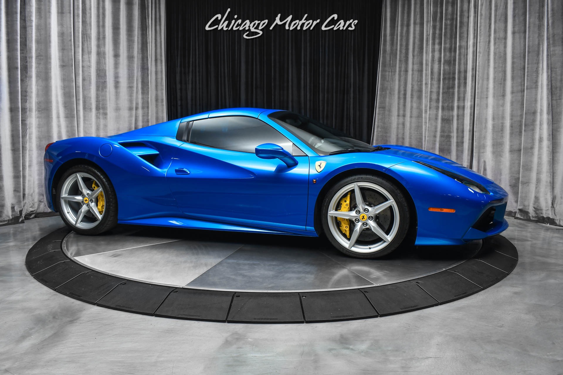 Used-2018-Ferrari-488-Spider-Convertible-Special-Request-Blu-Corsa-Paint-Carbon-Fiber-Lift