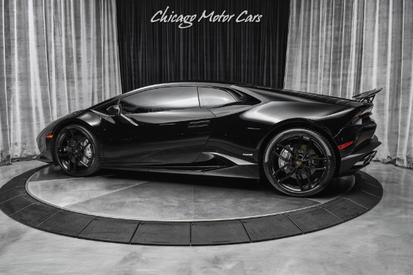 Used 2015 Lamborghini Huracan LP610-4 Only 5K Miles! Perfect! PPF! CARBON WING! for sale Sold at Chicago Motor Cars in West Chicago IL 60185 3
