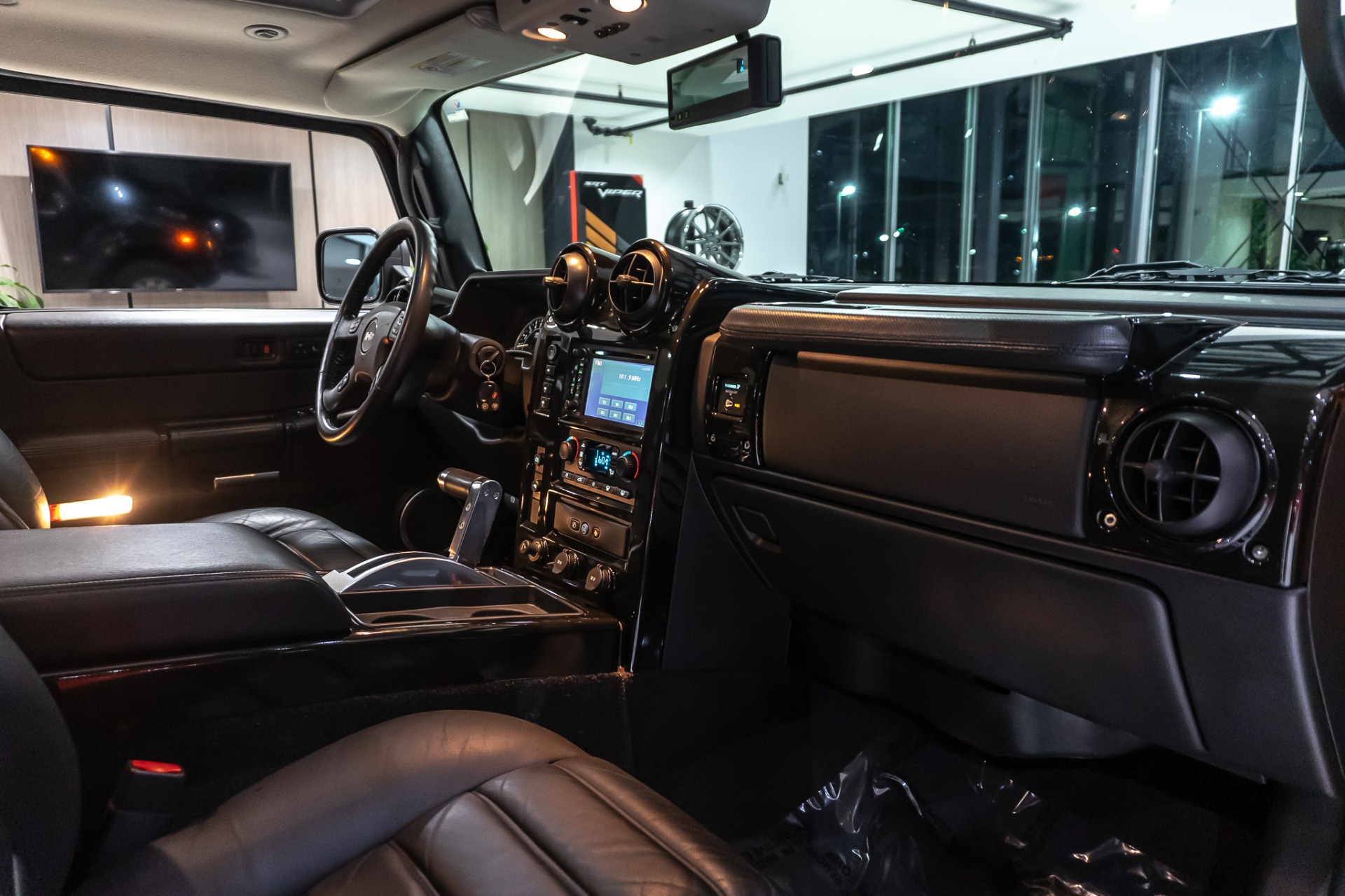 Used-2006-HUMMER-H2-SUT-RECENTLY-INSTALLED-MATTE-BLACK-WRAP-LOW-MILES-Rear-Entertainment-TVs