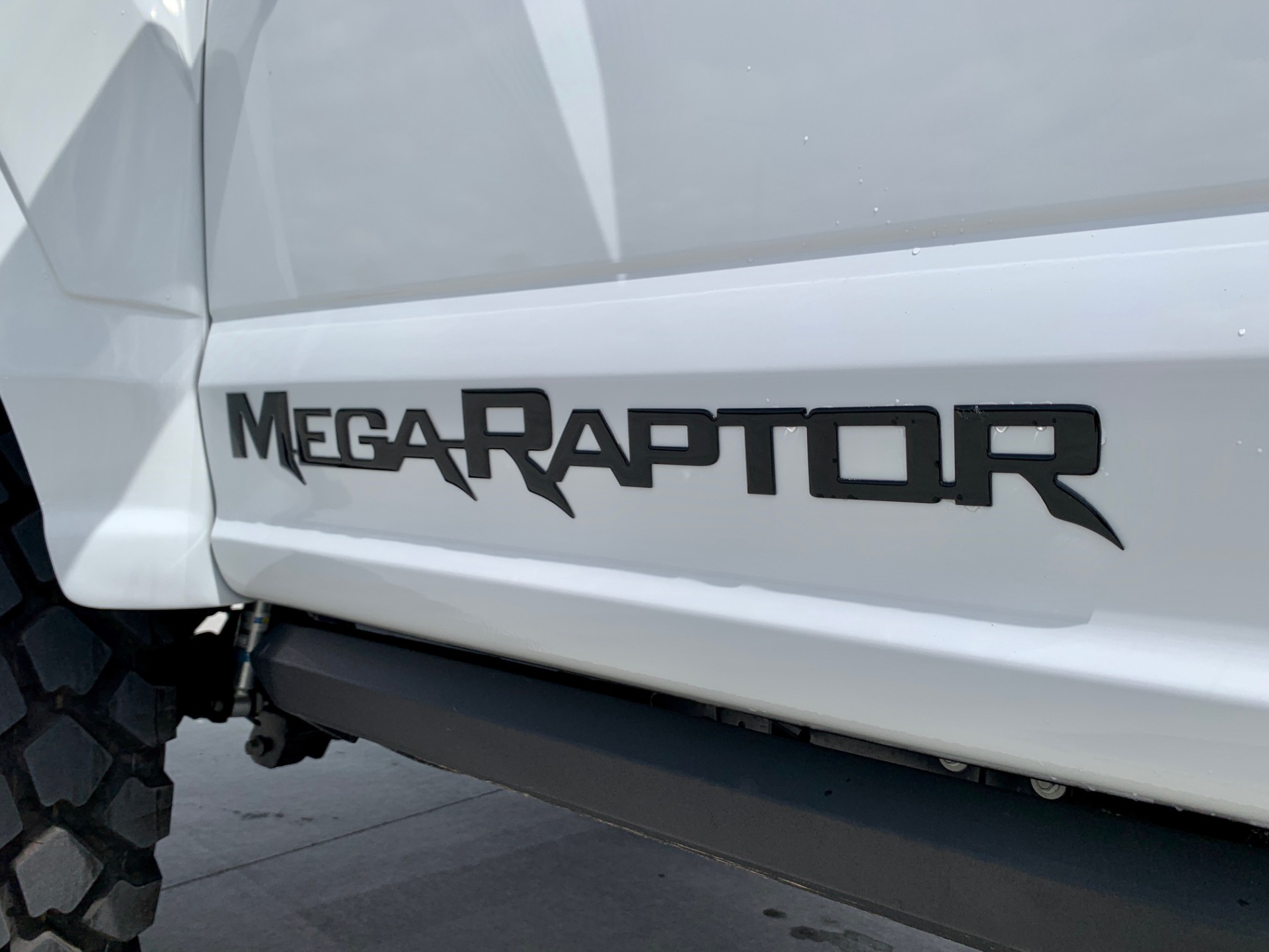 Used-2019-Ford-F350-Super-Duty-Lariat-Pickup-Ultimate-Mega-Raptor-BUILD-4x4