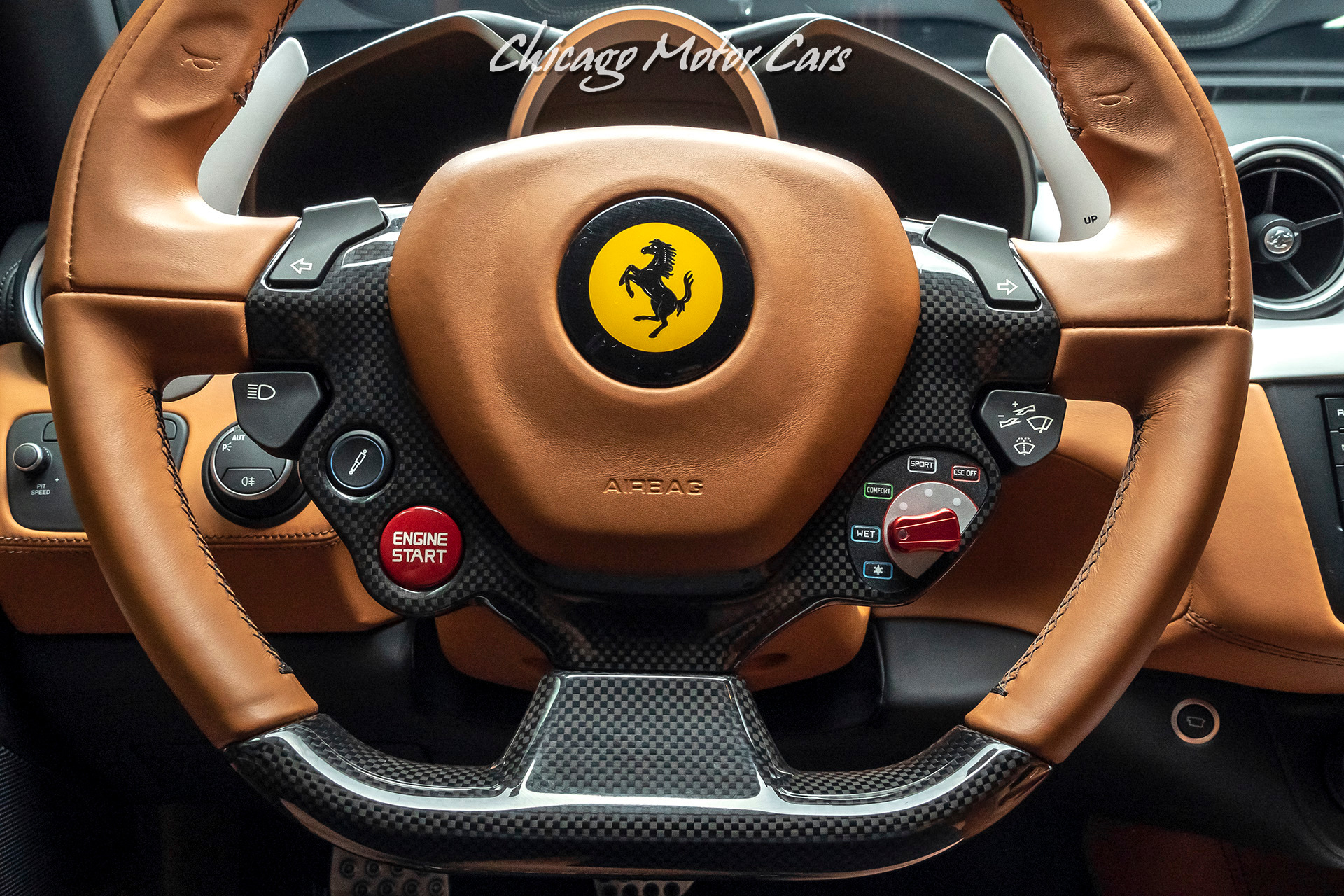 Used-2016-Ferrari-FF-Hatchback-PANORAMIC-GLASS-ROOF-CARBON-FIBER-STEERING-WHEEL--LEDS