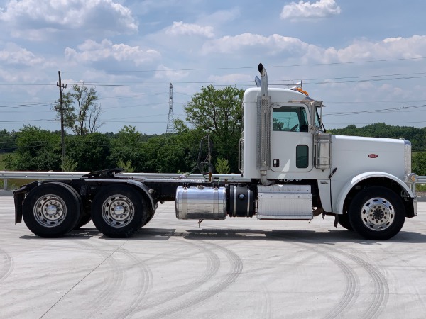 Used 2013 Peterbilt 388 Day Cab - Cummins ISX - 550 Horsepower for sale Sold at Chicago Motor Cars in West Chicago IL 60185 4