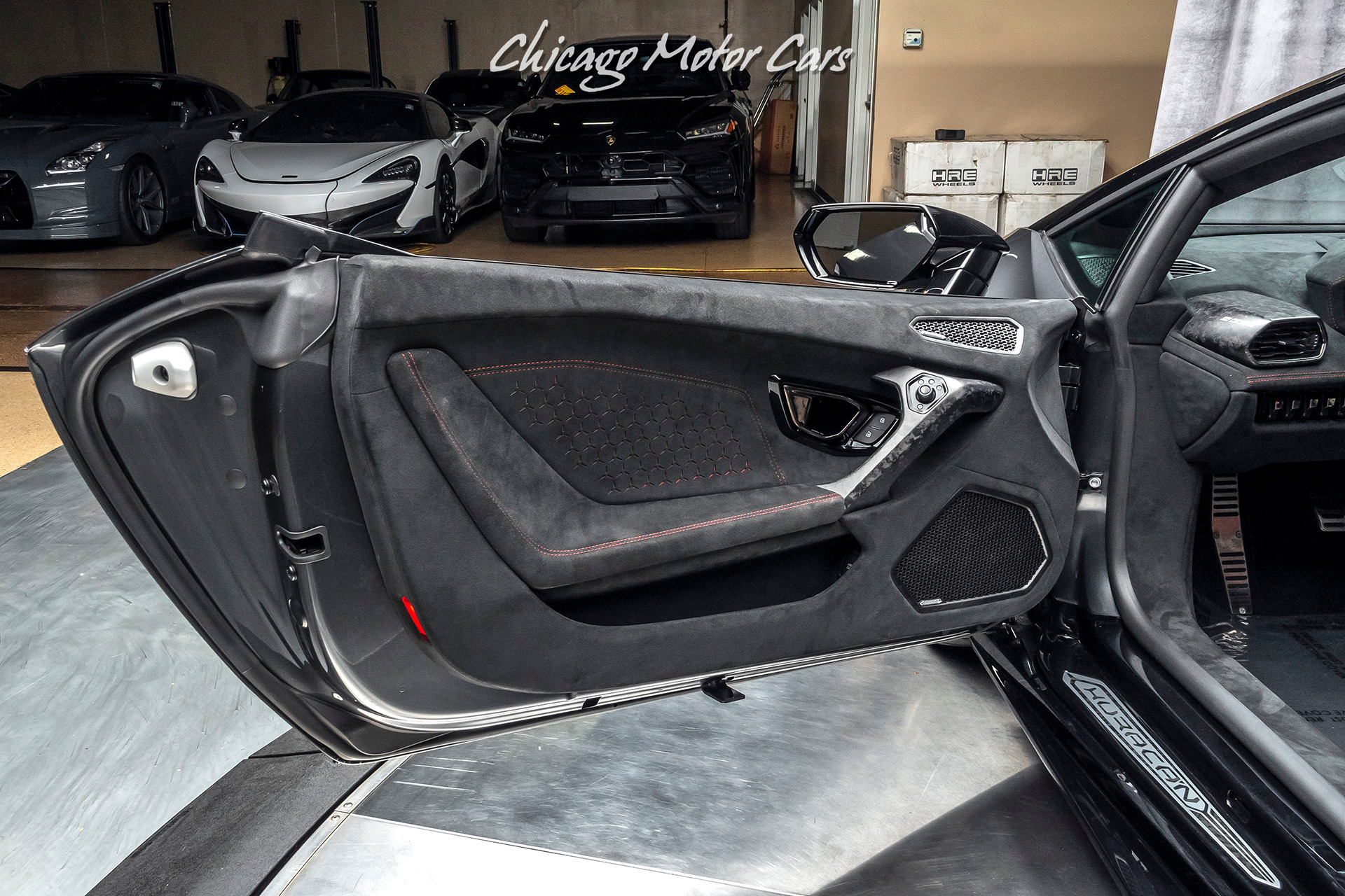 Used-2018-Lamborghini-Huracan-LP-640-4-Performante-Spyder-362kMSRP-Carbon-Bucket-Seats