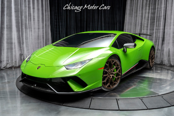 Used 2018 Lamborghini Huracan LP640-4 Performante Coupe VERDE MANTIS! FORGED CARBON! for sale Sold at Chicago Motor Cars in West Chicago IL 60185 2
