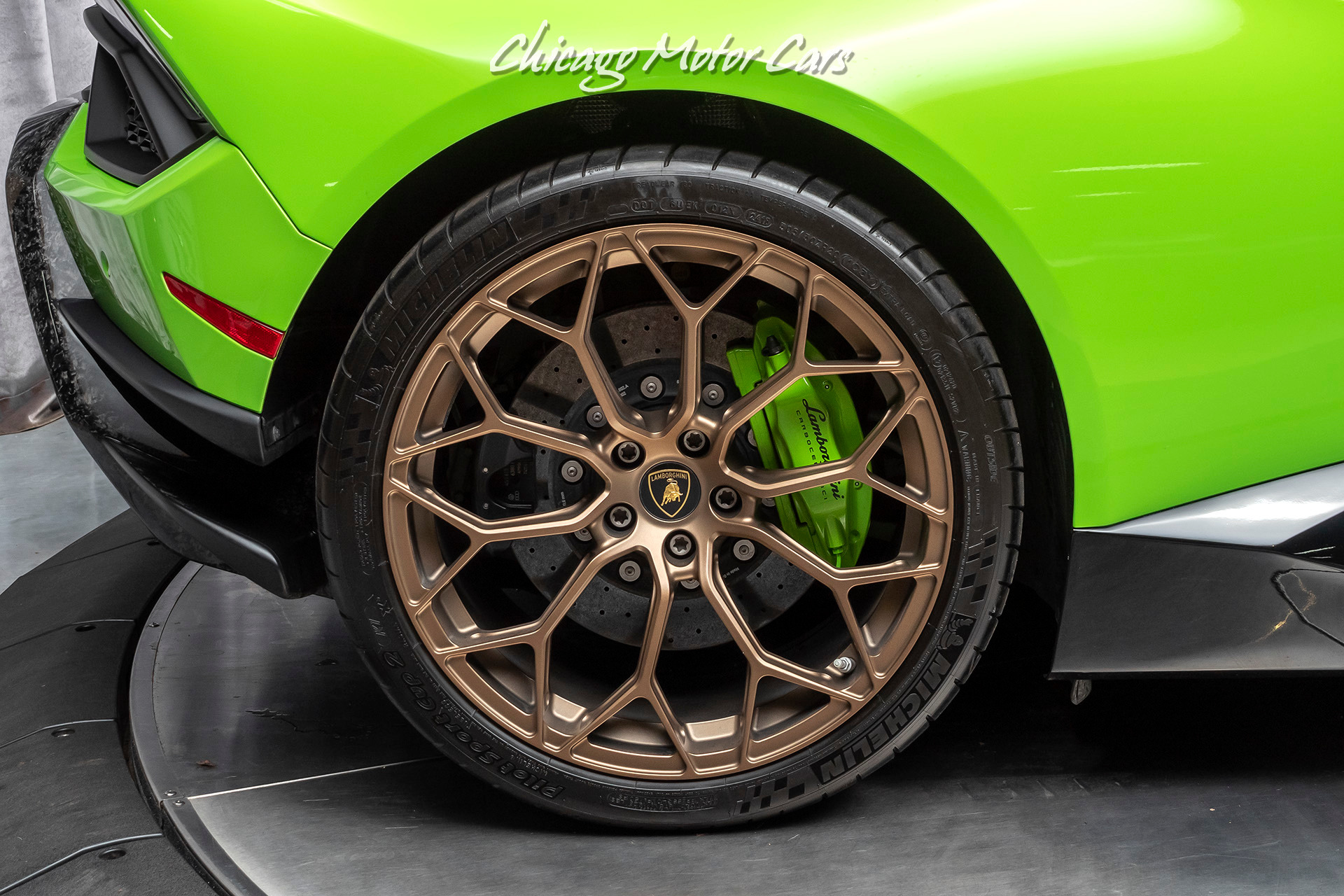 Used-2018-Lamborghini-Huracan-LP640-4-Performante-Coupe-VERDE-MANTIS-FORGED-CARBON