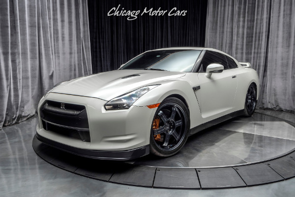 Used 2009 Nissan GT-R Premium 800HP! 2016 Drivetrain! CLEAN!!! for sale Sold at Chicago Motor Cars in West Chicago IL 60185 2