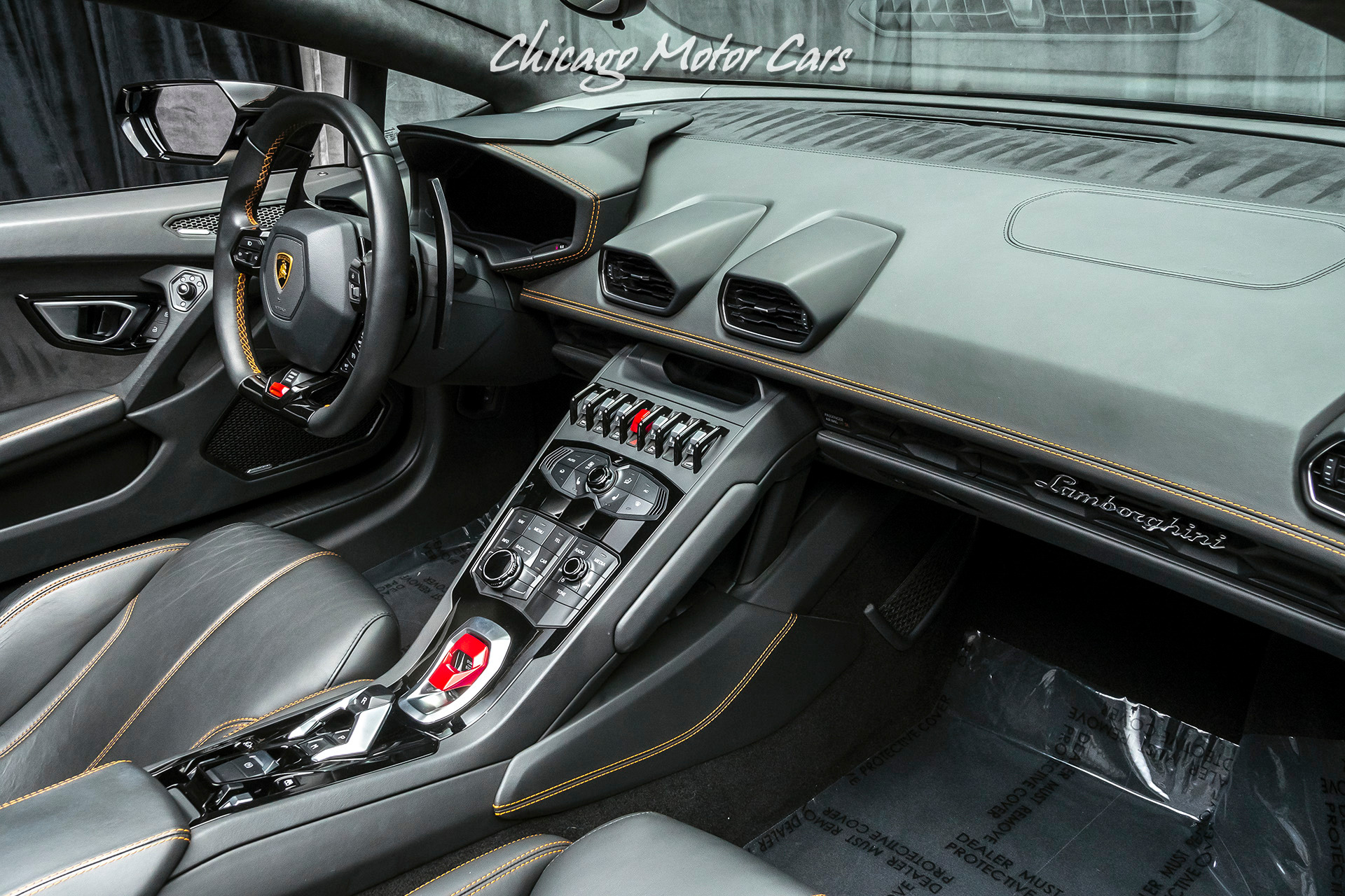 Used-2017-Lamborghini-Huracan-LP-610-4-Spyder-297kMSRP-Ad-Personam-Interior