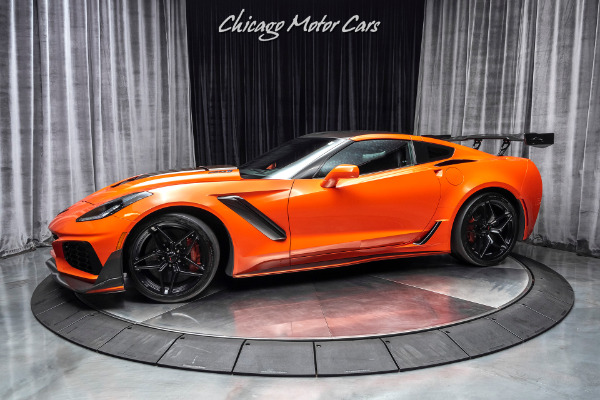 Used 2019 Chevrolet Corvette ZR1 3ZR Coupe 7-SPEED MANUAL! TRACK PERFORMANCE PKG! ORANGE DESIGN PKG! for sale Sold at Chicago Motor Cars in West Chicago IL 60185 1