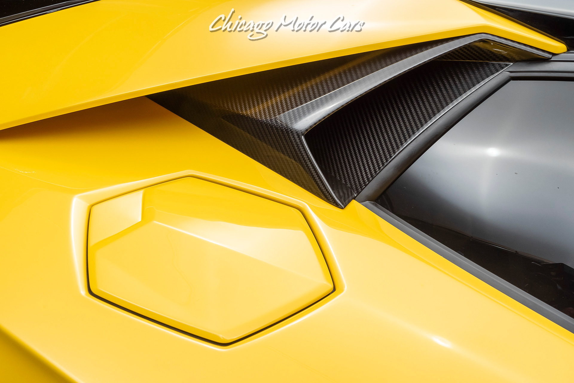 Used-2020-Lamborghini-Aventador-SVJ-LP770-4-Roadster-Only-1k-Miles-New-Giallo-Orion-RARE-PPF