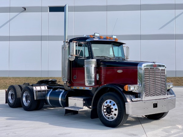 Used 2000 Peterbilt 378 Day Cab - Cummins ISM - 10 Speed Manual for sale Sold at Chicago Motor Cars in West Chicago IL 60185 3
