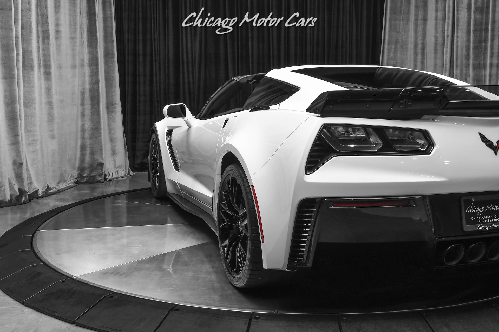 Used-2015-Chevrolet-Corvette-Z06-3LZ-Z07-MANUAL-TRANS-AKRAPOVIC-EXHAUST-RARE-SPEC-700HP