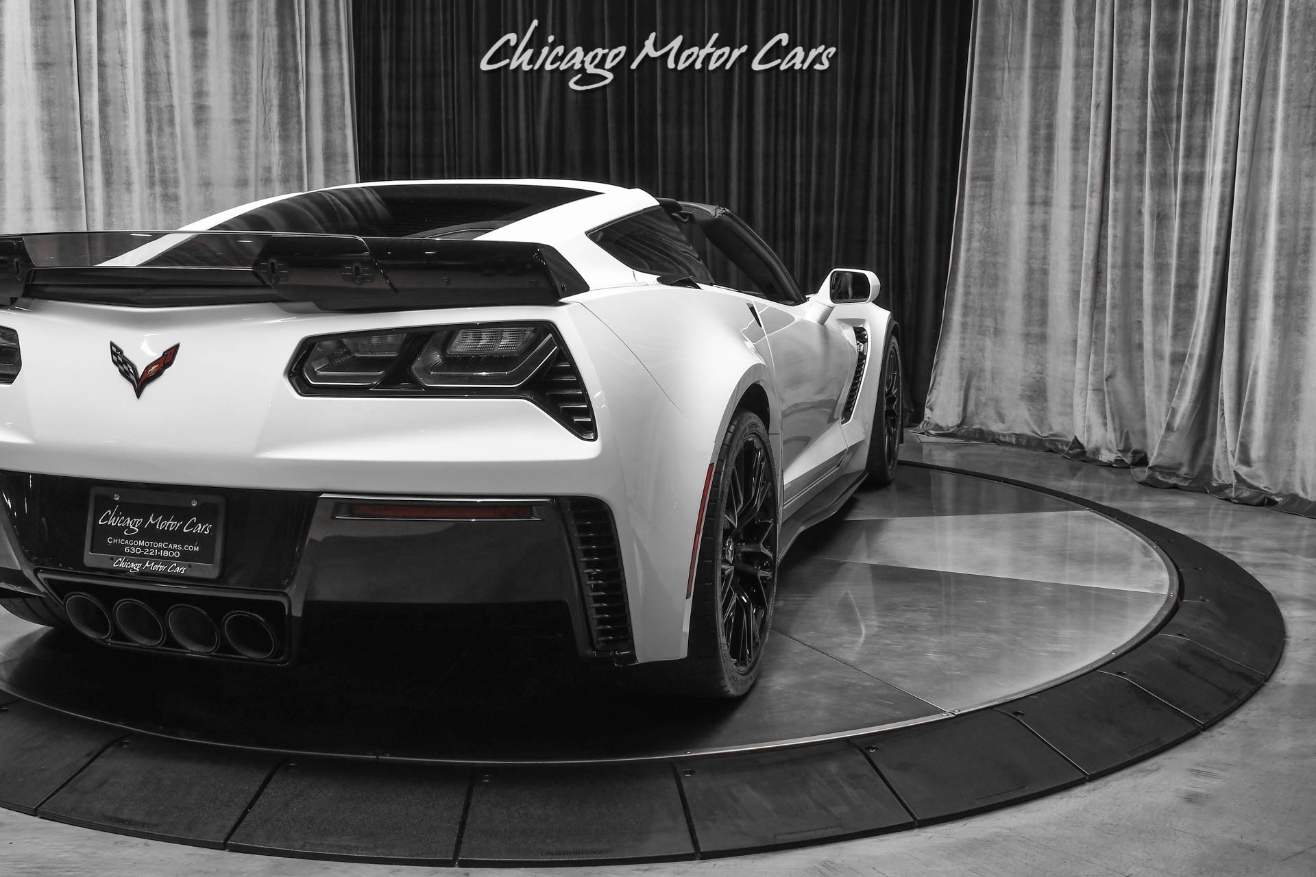 Used-2015-Chevrolet-Corvette-Z06-3LZ-Z07-MANUAL-TRANS-AKRAPOVIC-EXHAUST-RARE-SPEC-700HP