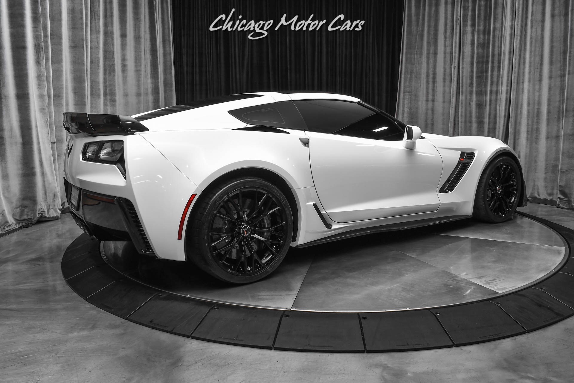 Used-2015-Chevrolet-Corvette-Z06-3LZ-Z07-MANUAL-TRANS-AKRAPOVIC-EXHAUST-RARE-SPEC-700HP